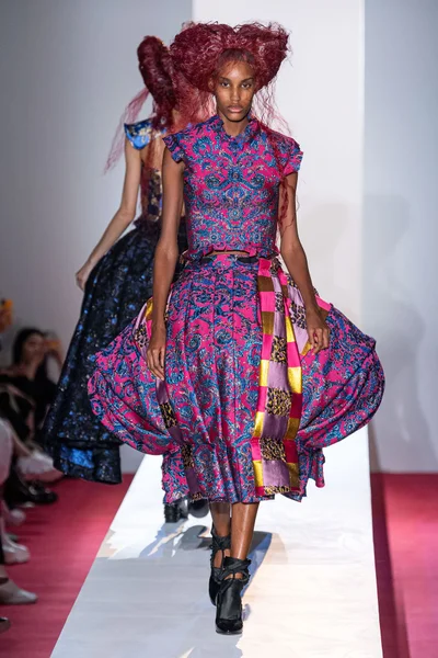 Look 9